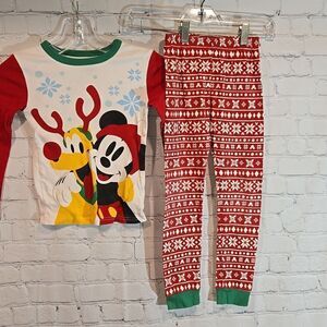 Disney Boy's size 7 Mickey mouse Christmas pajamas